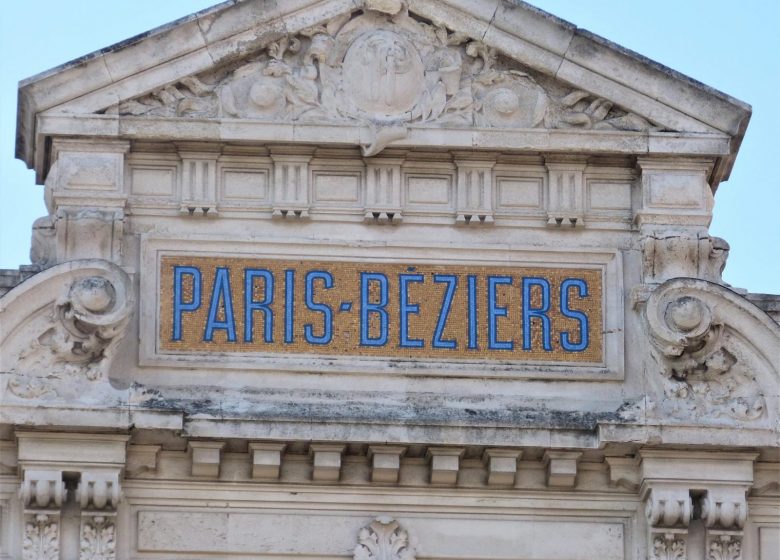 LES DIMANCHES DU PATRIMOINE : BÉZIERS LA TÊTE EN L’AIR!